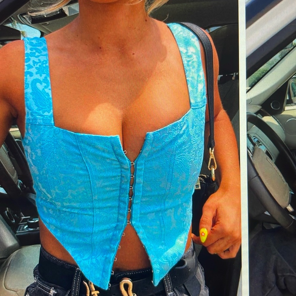 Princess Polly day dreaming top